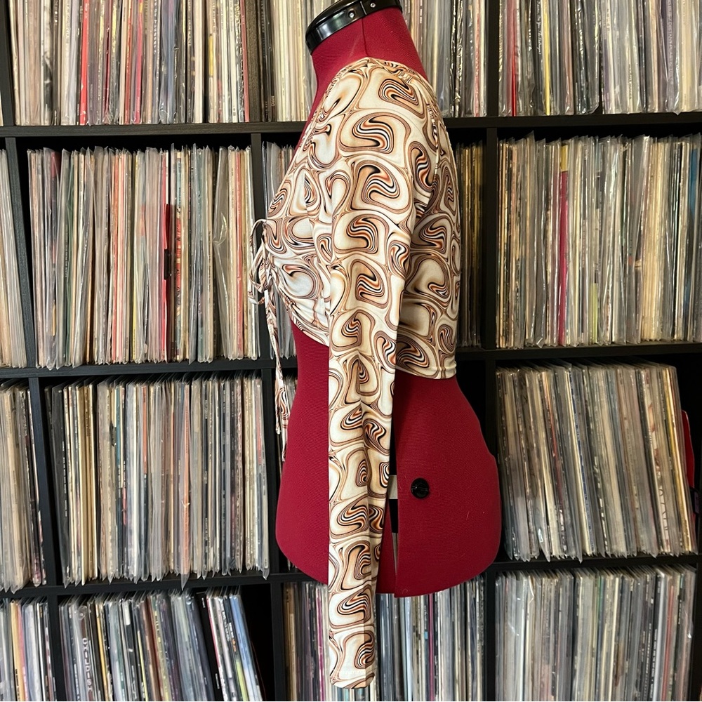 Swirly psychedelic crop keyhole club festival grateful bolt dead company 🤎⚡️🖤 - Picture 8 of 9